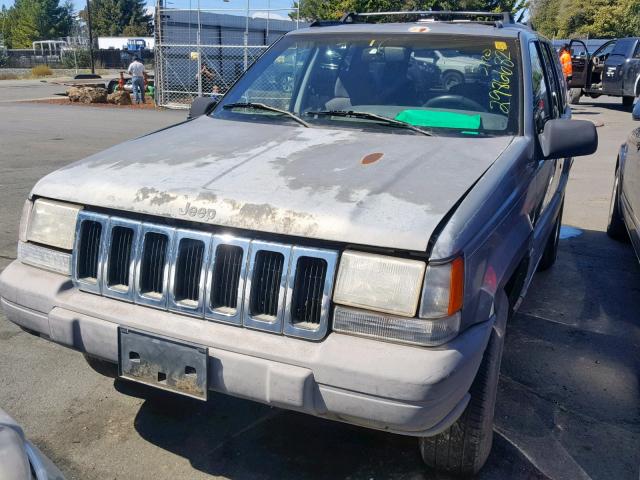 1J4GZ58S2TC161129 - 1996 JEEP GRAND CHER GRAY photo 2