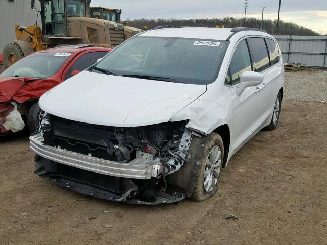 2C4RC1BG7HR524102 - 2017 CHRYSLER PACIFICA T WHITE photo 2