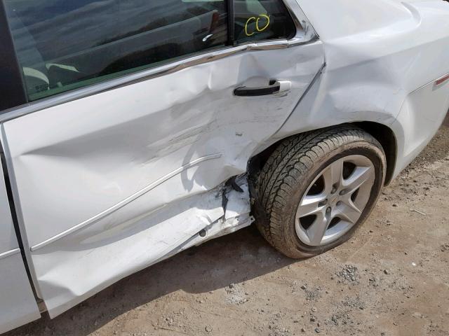 1G1ZB5EB8AF203167 - 2010 CHEVROLET MALIBU LS WHITE photo 9