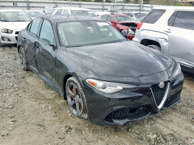 ZARFAEBN3J7582817 - 2018 ALFA ROMEO GIULIA BLACK photo 1