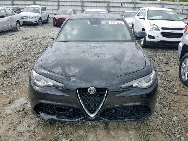 ZARFAEBN3J7582817 - 2018 ALFA ROMEO GIULIA BLACK photo 9