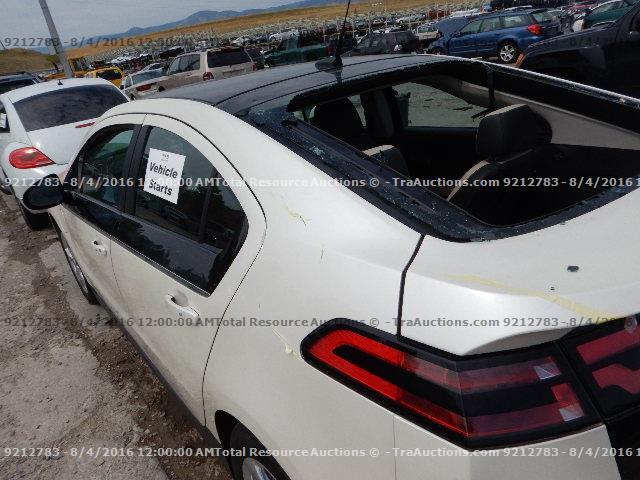 1G1RB6E43CU114869 - 2012 CHEVROLET VOLT WHITE photo 15