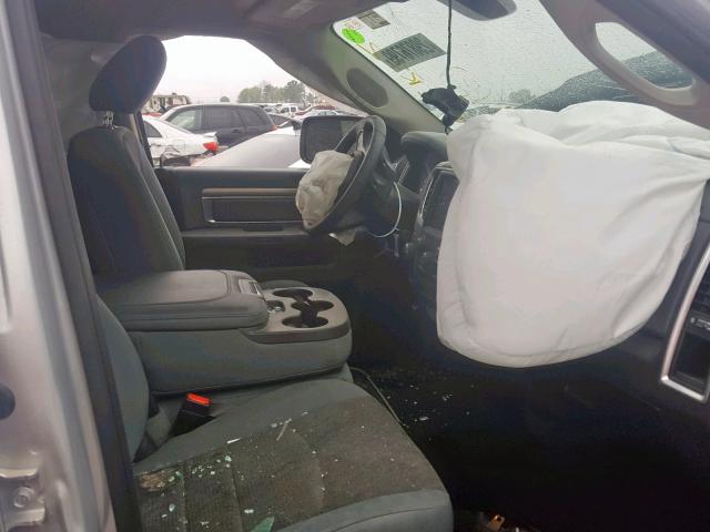 1C6RR7LT9KS550131 - 2019 RAM 1500 CLASS Plata foto 5