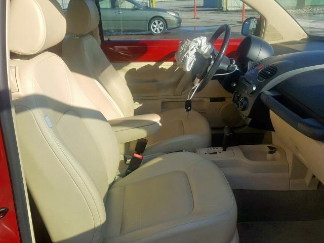 3VWRW31C28M525308 - 2008 VOLKSWAGEN NEW BEETLE Rot Foto 5