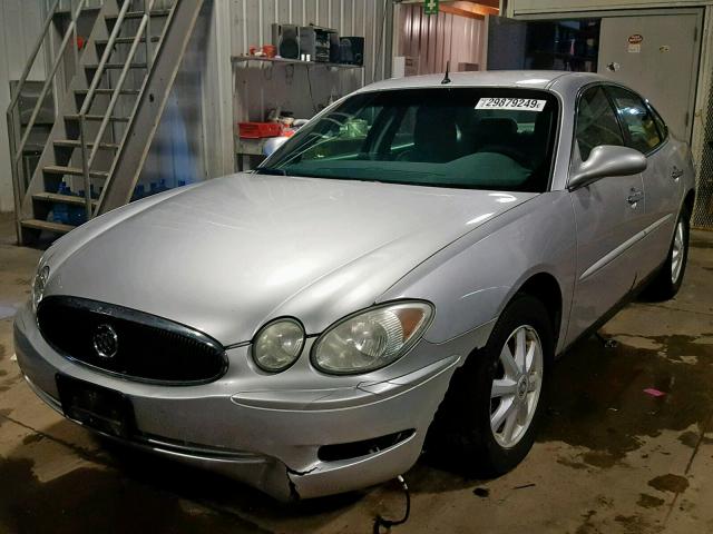 2G4WC532551209737 - 2005 BUICK LACROSSE C SILVER photo 2