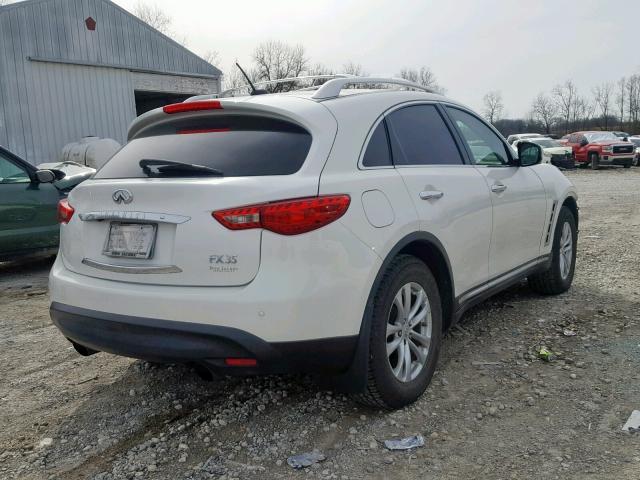 JNRAS18W09M158048 - 2009 INFINITI FX35 WHITE photo 4