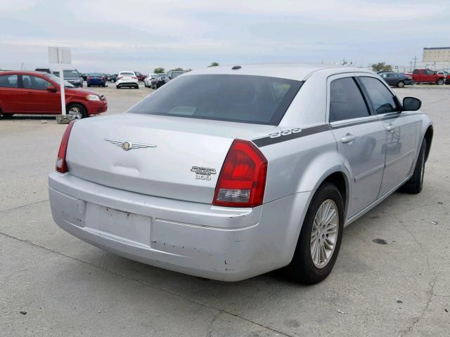 2C3KA43R27H710373 - 2007 CHRYSLER 300 SILVER photo 4