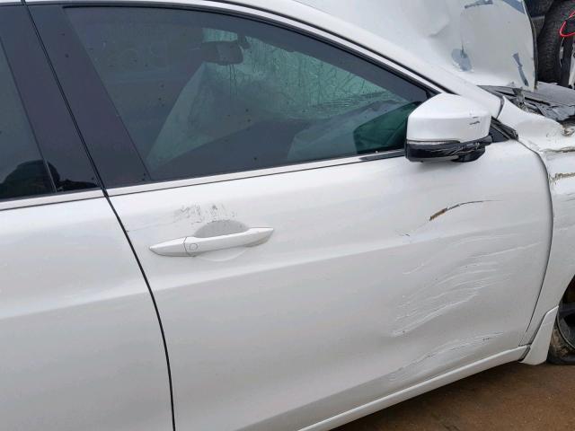 19UUB2F38GA005235 - 2016 ACURA TLX WHITE photo 5