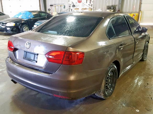 3VW1K7AJ9BM388230 - 2011 VOLKSWAGEN JETTA BASE BROWN photo 4