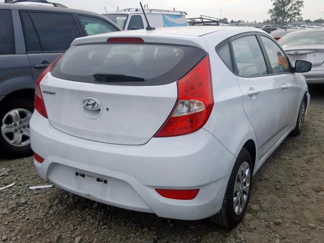 KMHCT5AE0GU246010 - 2016 HYUNDAI ACCENT SE WHITE photo 4