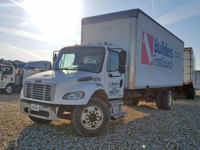 1FVACWAK24HM29974 - 2004 FREIGHTLINER M2 106 MED WHITE photo 2