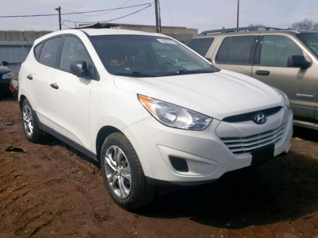 KM8JT3AB7CU489020 - 2012 HYUNDAI TUCSON GL WHITE photo 1