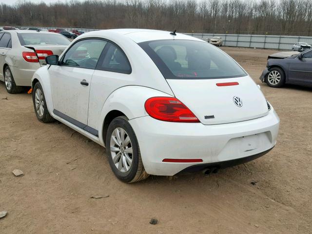 3VWF17ATXFM606210 - 2015 VOLKSWAGEN BEETLE 1.8 WHITE photo 3