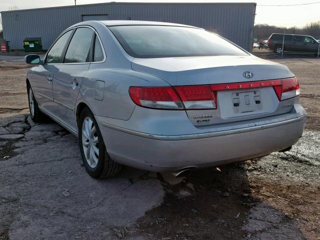 KMHFC46F47A147569 - 2007 HYUNDAI AZERA SE SILVER photo 3