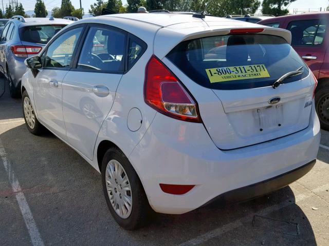 3FADP4TJ3GM127539 - 2016 FORD FIESTA S WHITE photo 3