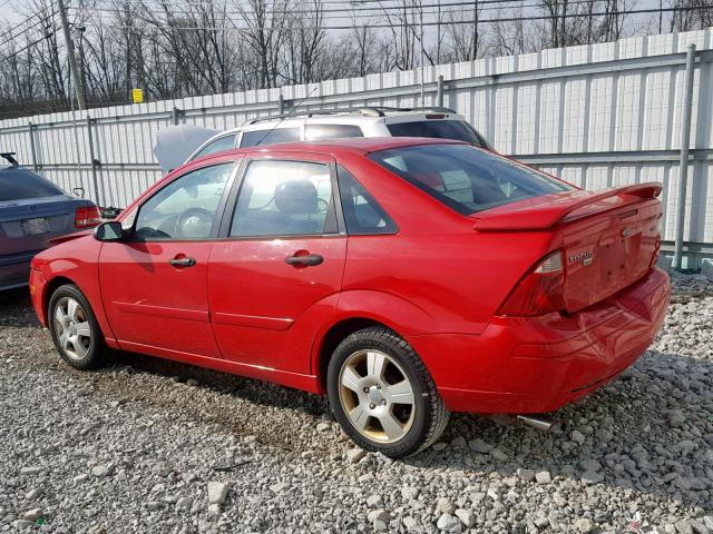 1FAFP34N95W312552 - 2005 FORD FOCUS ZX4 RED photo 3