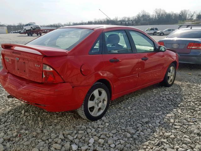 1FAFP34N95W312552 - 2005 FORD FOCUS ZX4 RED photo 4