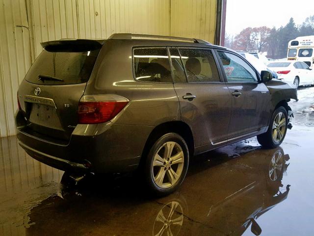 JTEES43A882007138 - 2008 TOYOTA HIGHLANDER GRAY photo 4