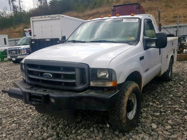 1FDSF35P74ED36313 - 2004 FORD F350 SRW S WHITE photo 2