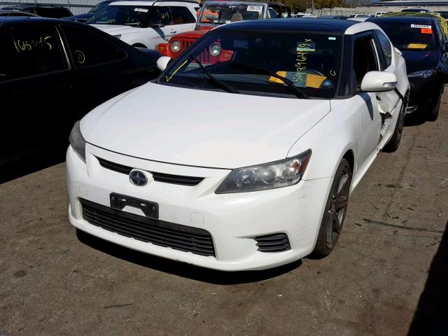 JTKJF5C75C3039798 - 2012 TOYOTA SCION TC WHITE photo 2