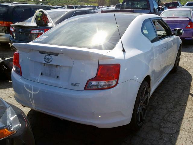 JTKJF5C75C3039798 - 2012 TOYOTA SCION TC WHITE photo 4