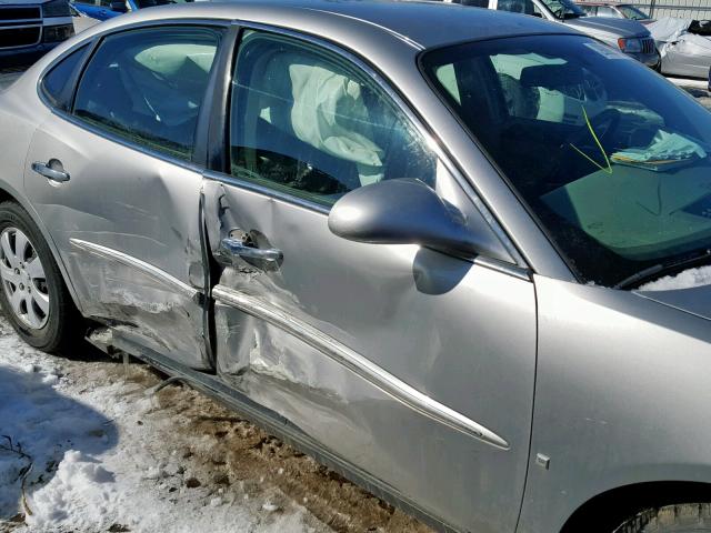 2G4WC582281177228 - 2008 BUICK LACROSSE C SILVER photo 9