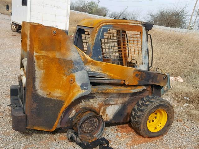 B11LL0FSALEE - 2010 GEHL SKIDLOADER YELLOW photo 9