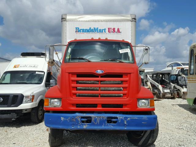 1FDXN80C7VVA35164 - 1997 FORD H-SERIES L RED photo 9
