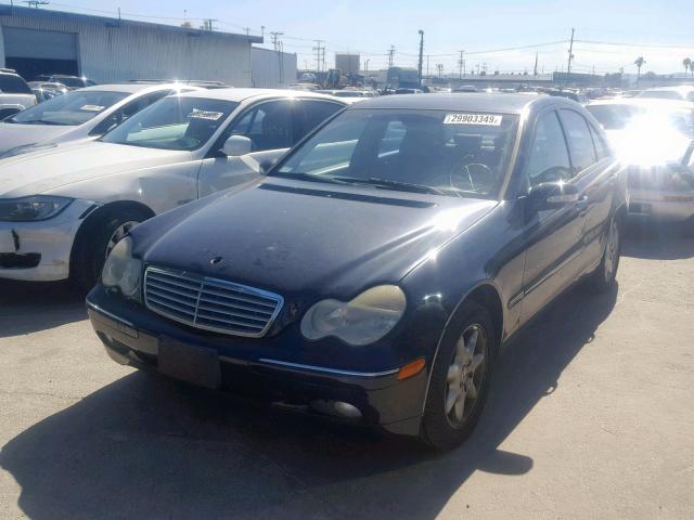 WDBRF61J22F161805 - 2002 MERCEDES-BENZ C 240 BLUE photo 2