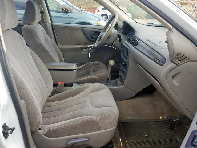 1G1NE52M7W6252640 - 1998 CHEVROLET MALIBU LS WHITE photo 5