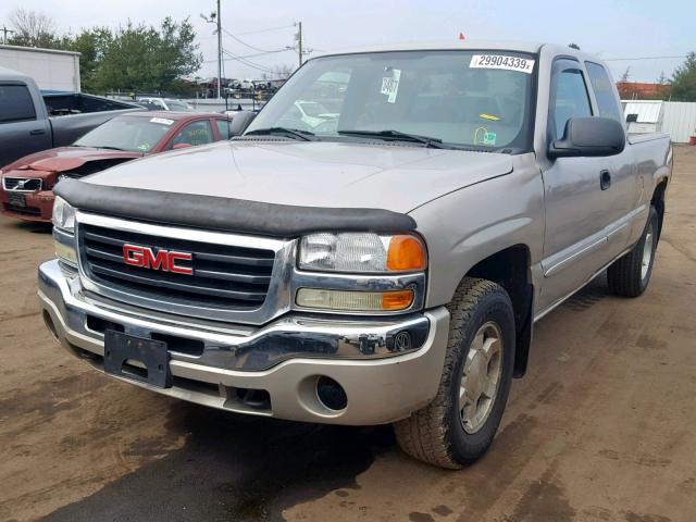 2GTEK19B251194925 - 2005 GMC NEW SIERRA CREAM photo 2