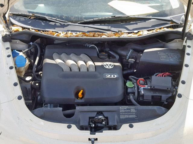 3VWCM31Y75M368510 - 2005 VOLKSWAGEN NEW BEETLE Braun Foto 7