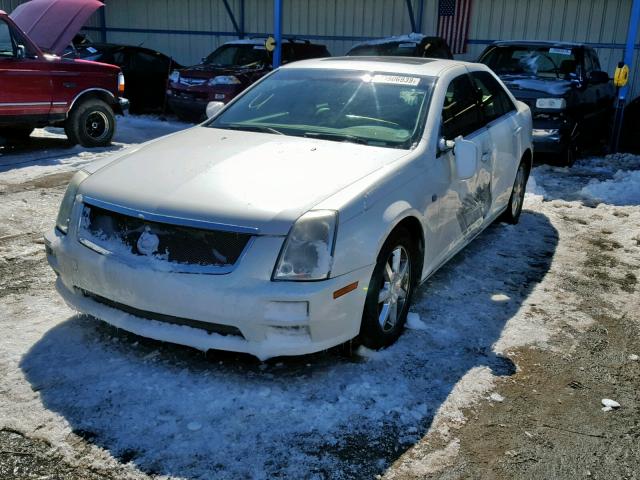 1G6DC67A650160324 - 2005 CADILLAC STS WHITE photo 2
