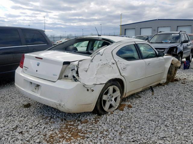 2B3KA33G28H275457 - 2008 DODGE CHARGER SX WHITE photo 4