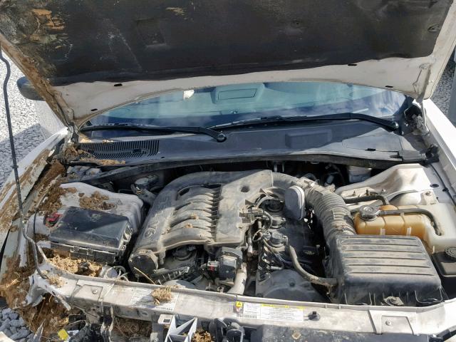 2B3KA33G28H275457 - 2008 DODGE CHARGER SX WHITE photo 7