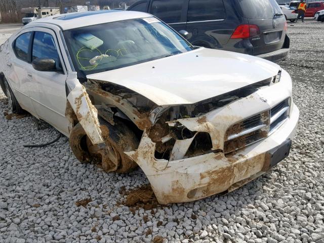 2B3KA33G28H275457 - 2008 DODGE CHARGER SX WHITE photo 9