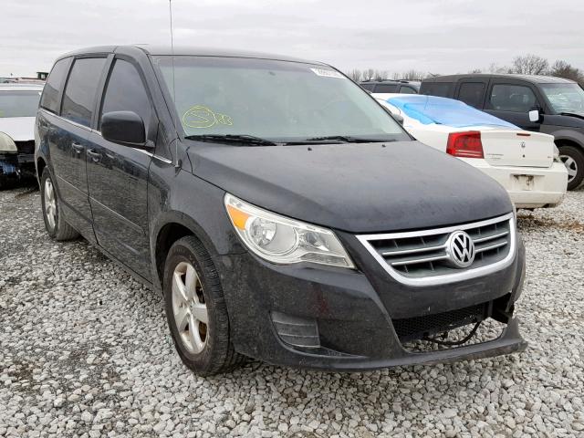 2V4RW3D15AR295541 - 2010 VOLKSWAGEN ROUTAN SE BLACK photo 1