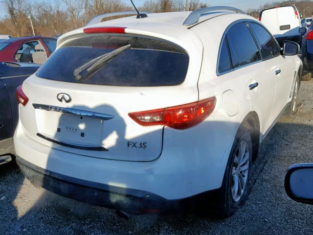 JNRAS18W39M153524 - 2009 INFINITI FX35 WHITE photo 4