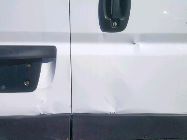 3C6URVHG2EE105926 - 2014 RAM PROMASTER WHITE photo 9