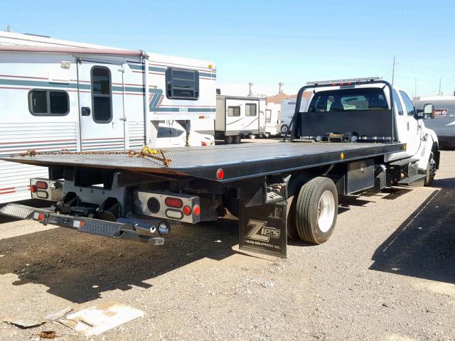 3FRWX6FC1BV616023 - 2011 FORD F650 SUPER WHITE photo 4