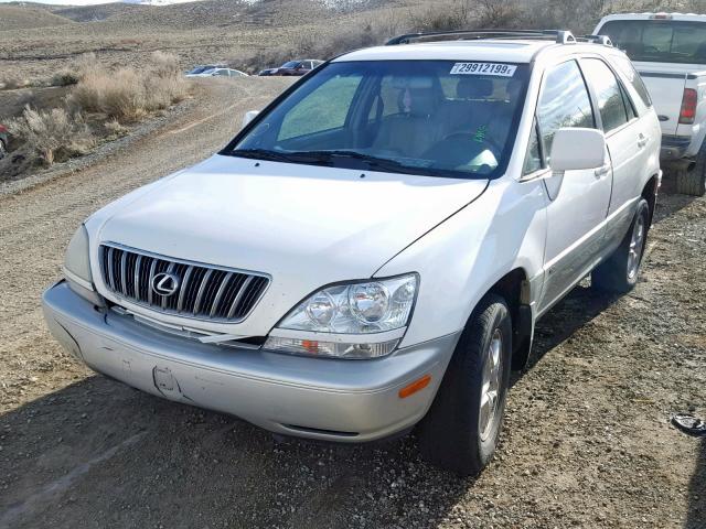 JTJGF10U420131969 - 2002 LEXUS RX 300 WHITE photo 2