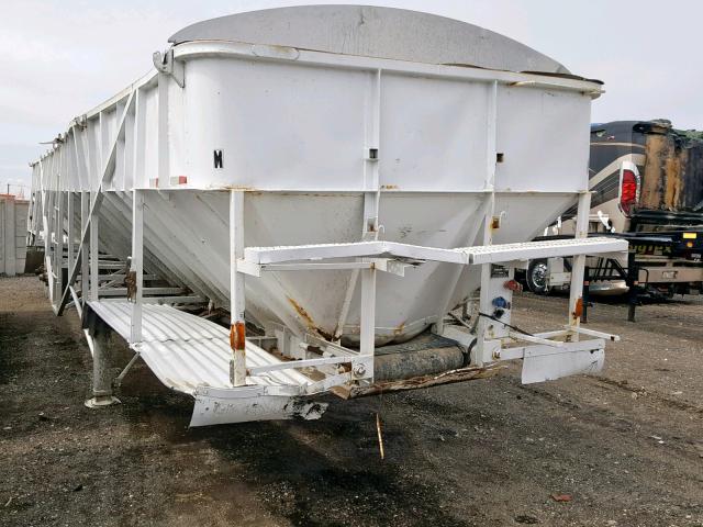 FBMB8EB42J0001025 - 1988 FARM TRAILER WHITE photo 1