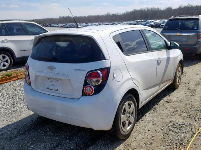 1G1JA6SHXE4142582 - 2014 CHEVROLET SONIC LS WHITE photo 4