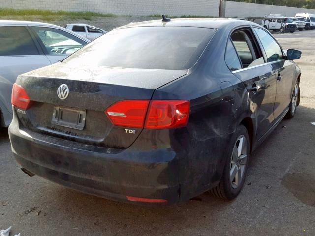 3VWLL7AJ2EM428156 - 2014 VOLKSWAGEN JETTA TDI BLACK photo 4