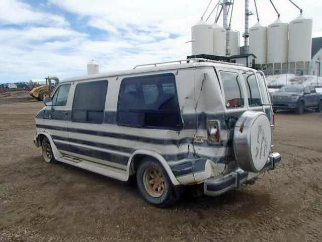 2B6HB23Y4JK182025 - 1988 DODGE RAM VAN B2 WHITE photo 3