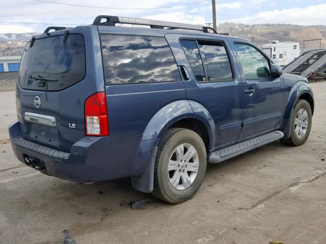 5N1AR18U45C740773 - 2005 NISSAN PATHFINDER BLUE photo 4