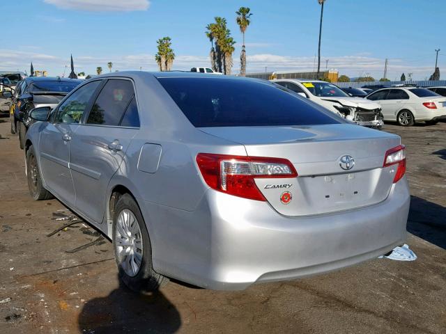 4T4BF1FK9ER422808 - 2014 TOYOTA CAMRY L SILVER photo 3