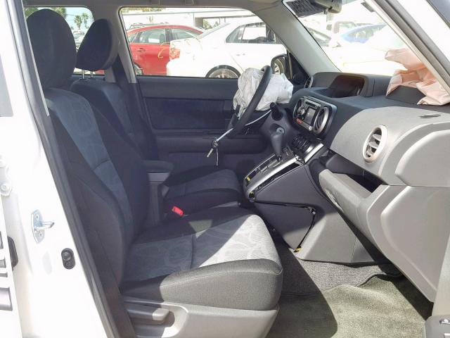 JTLZE4FEXB1129397 - 2011 TOYOTA SCION XB 白色 照片 5
