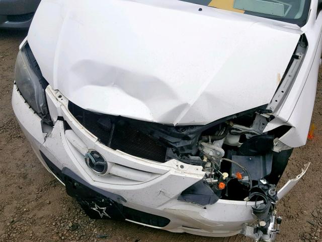 JM1BK323871670394 - 2007 MAZDA 3 S WHITE photo 9