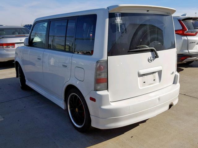 JTLKT324264125959 - 2006 TOYOTA SCION XB WHITE photo 3